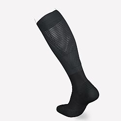 KIPRUN Kompresné bežecké ponožky 500 čierna 43-46 (M)